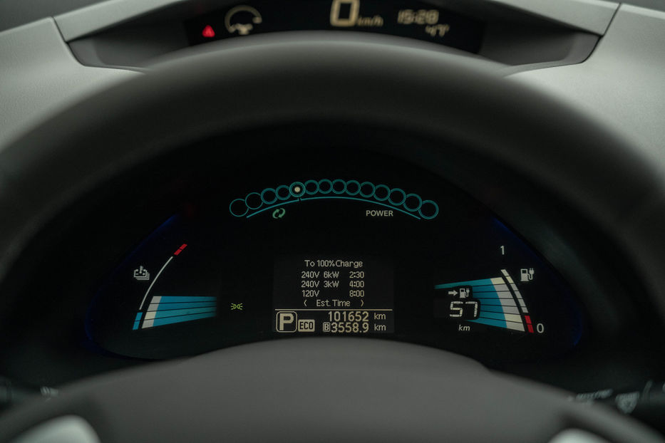 Продам Nissan Leaf 2015 года в Черновцах