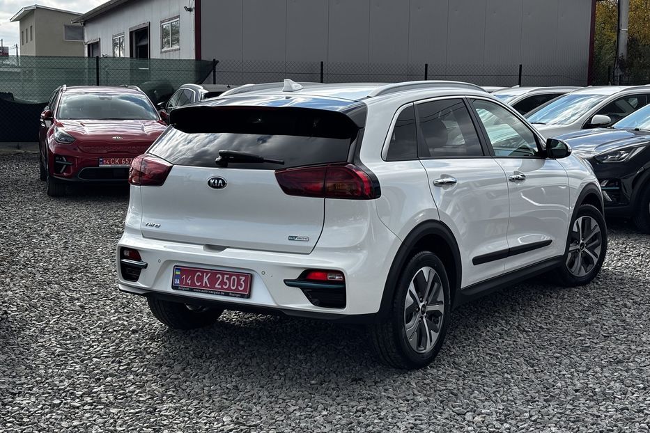 Продам Kia Niro 64квт авто у Львові 2020 года в Львове