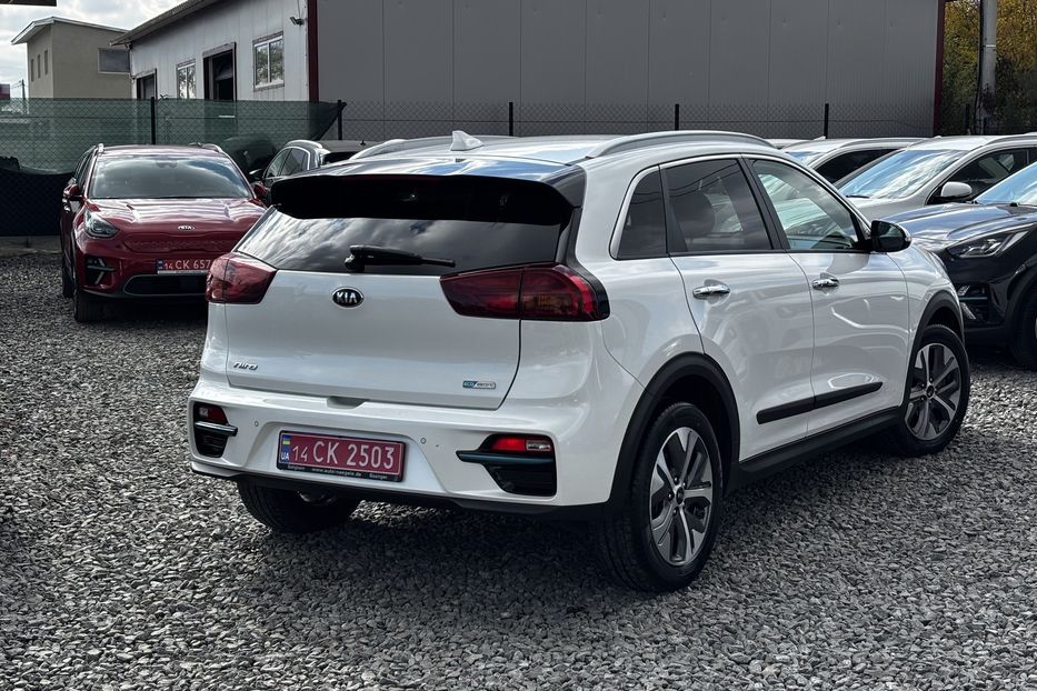 Продам Kia Niro 64квт авто у Львові 2020 года в Львове