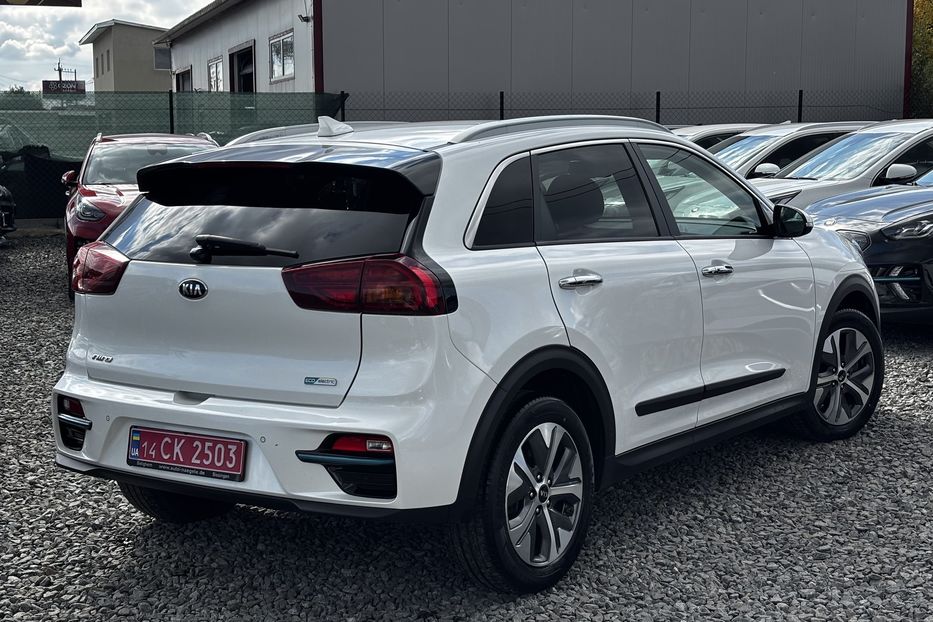 Продам Kia Niro 64квт авто у Львові 2020 года в Львове