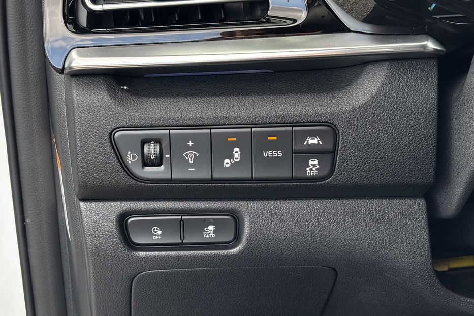 Продам Kia Niro 64квт авто у Львові 2020 года в Львове