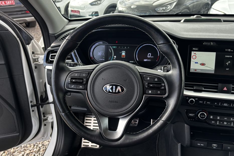 Продам Kia Niro 64квт авто у Львові 2020 года в Львове
