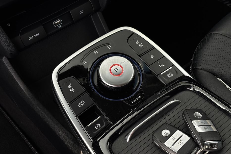 Продам Kia Niro 64квт авто у Львові 2020 года в Львове