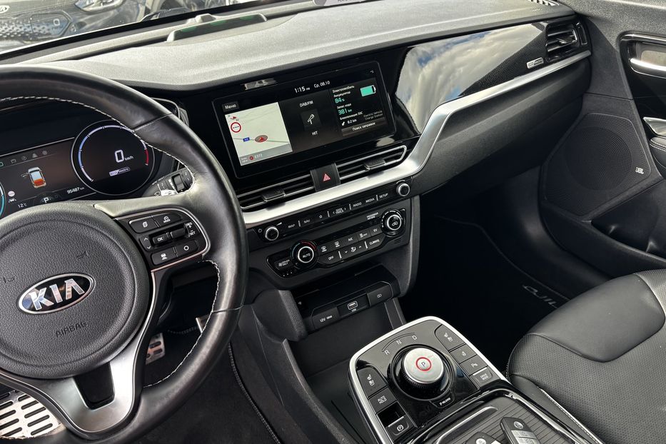 Продам Kia Niro 64квт авто у Львові 2020 года в Львове
