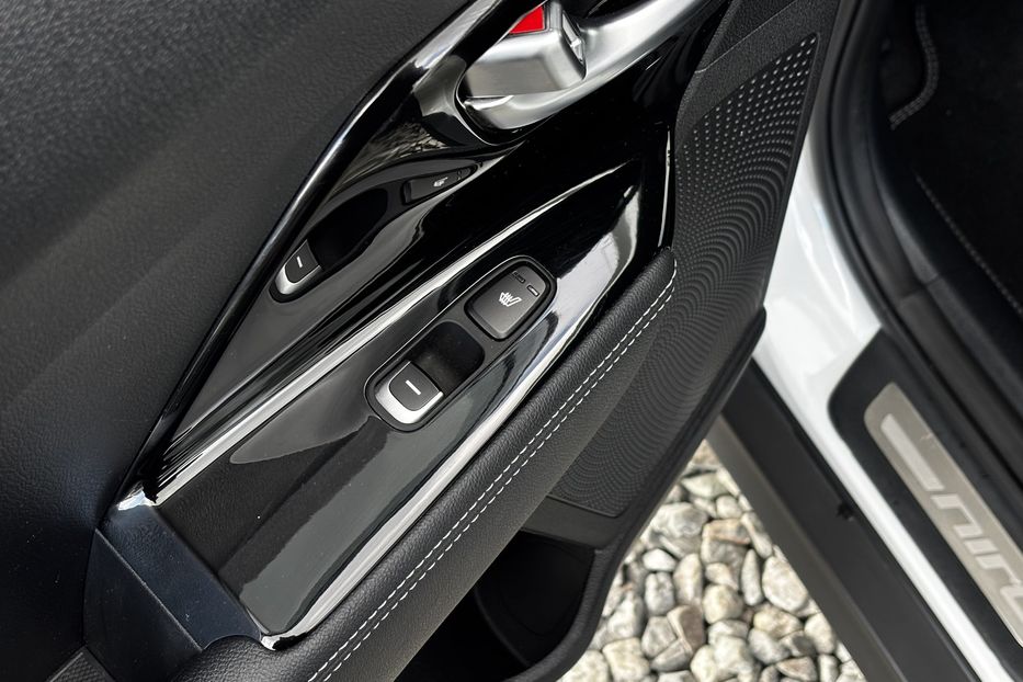 Продам Kia Niro 64квт авто у Львові 2020 года в Львове