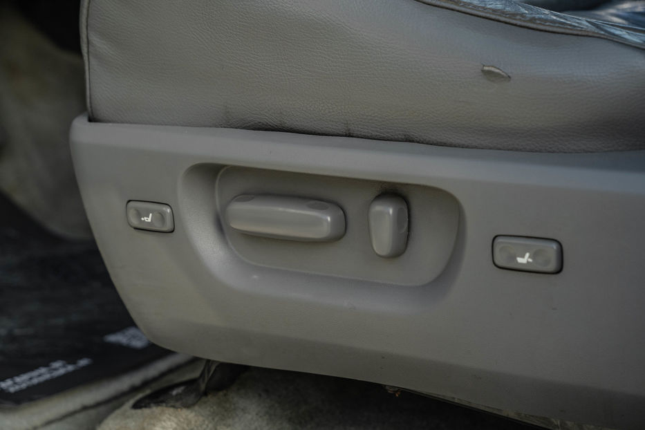 Продам Toyota Sequoia 2008 года в Черновцах