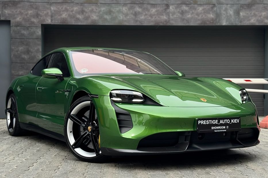 Продам Porsche Taycan Turbo S 2022 года в Киеве