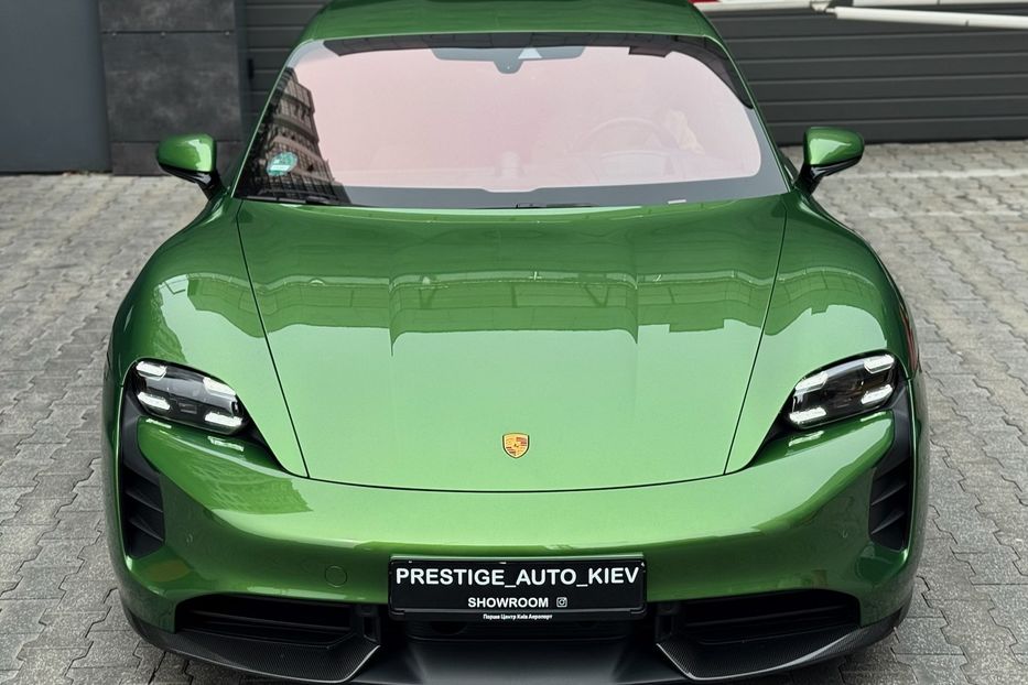 Продам Porsche Taycan Turbo S 2022 года в Киеве