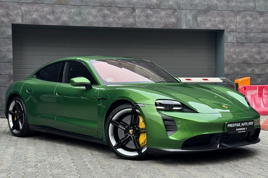 Продам Porsche Taycan Turbo S 2022 года в Киеве