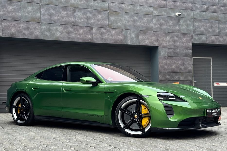 Продам Porsche Taycan Turbo S 2022 года в Киеве
