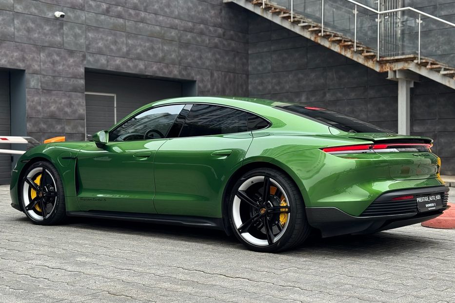 Продам Porsche Taycan Turbo S 2022 года в Киеве