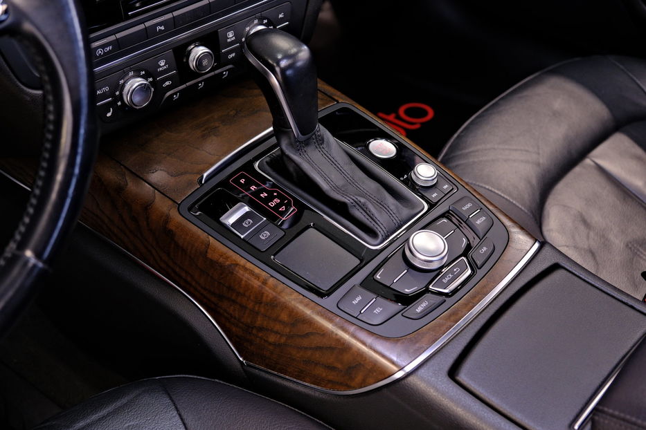 Продам Audi A6 2013 года в Одессе