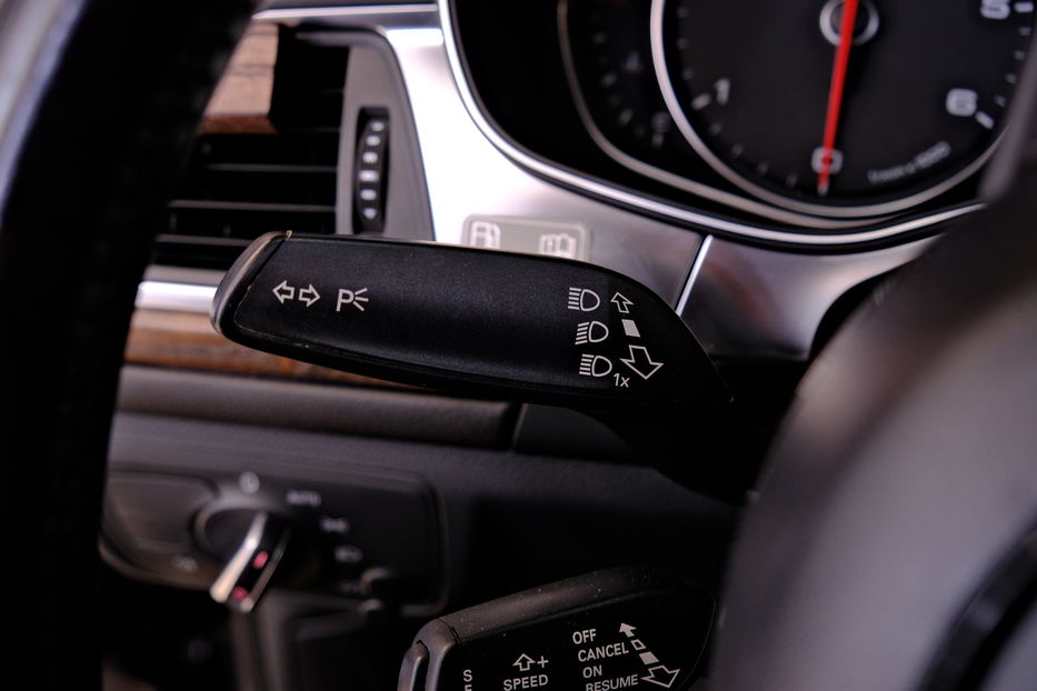 Продам Audi A6 2013 года в Одессе