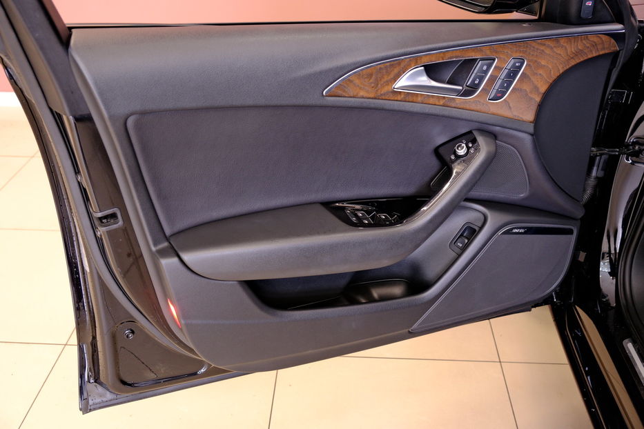 Продам Audi A6 2013 года в Одессе