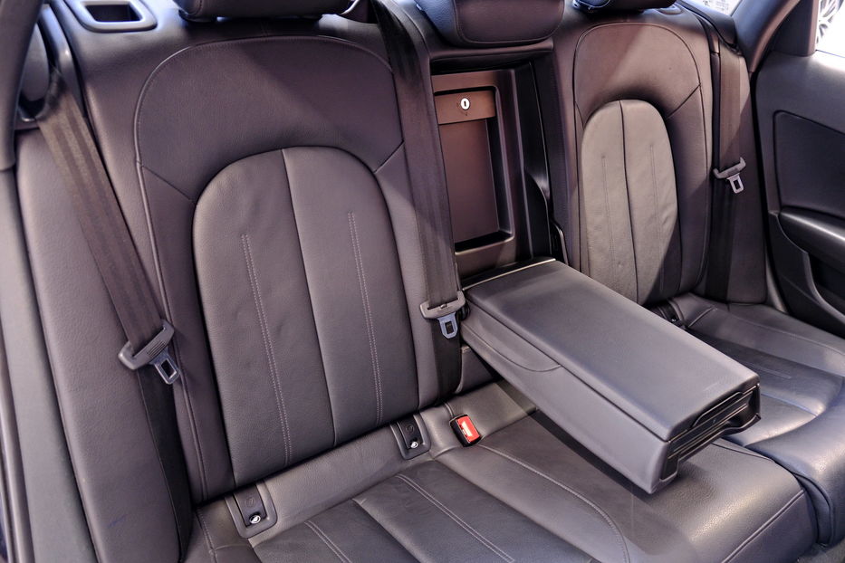 Продам Audi A6 2013 года в Одессе