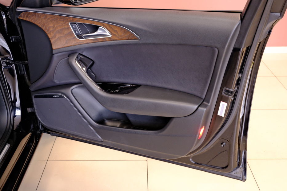 Продам Audi A6 2013 года в Одессе
