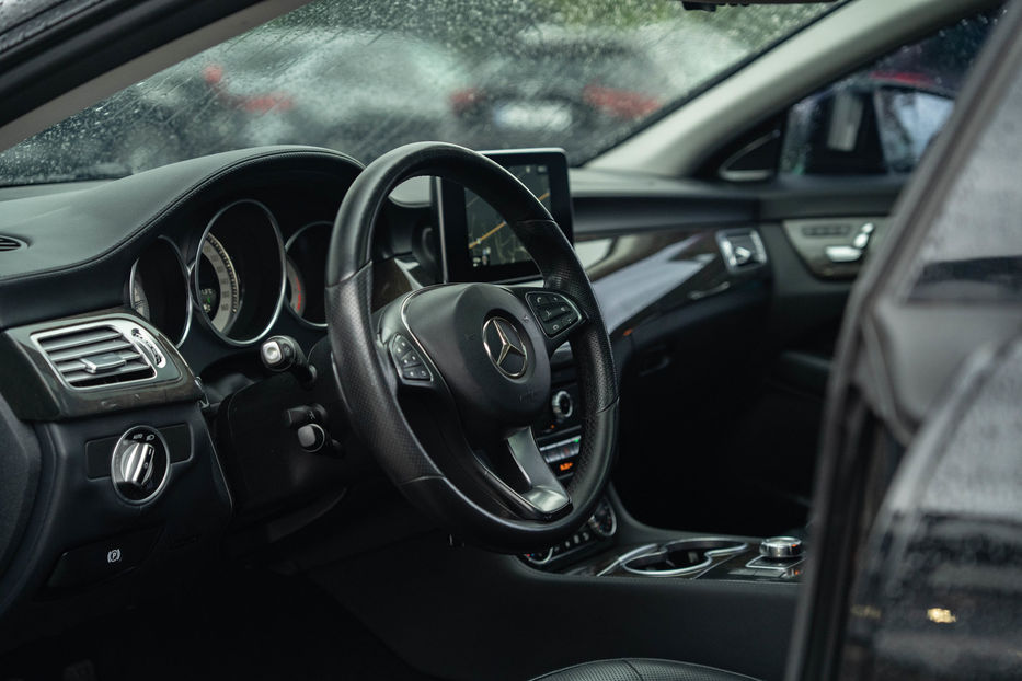 Продам Mercedes-Benz CLS-Class 400 2015 года в Черновцах