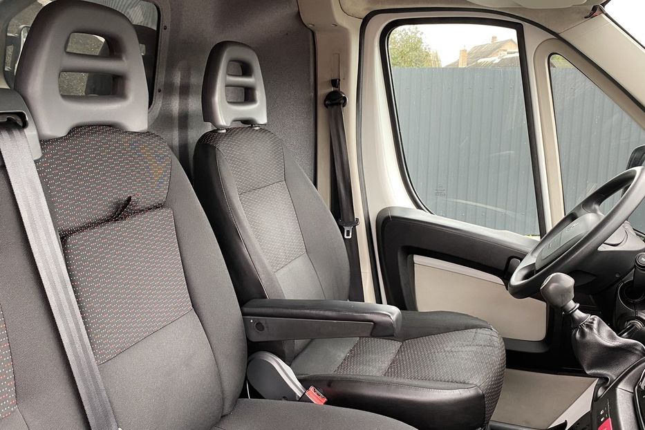 Продам Peugeot Boxer пасс. L2H2 2014 года в Луцке