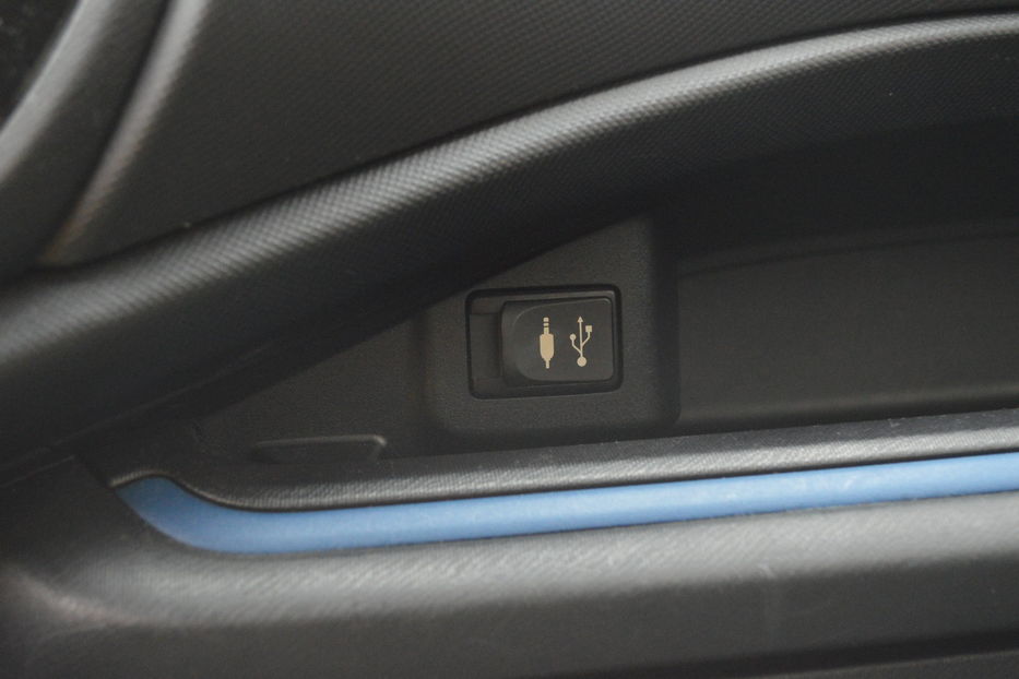 Продам Toyota Prius С 2012 года в Одессе