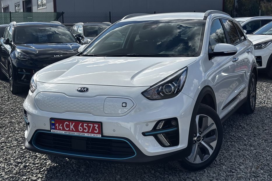 Продам Kia Niro 64 kwt 2021 года в Львове