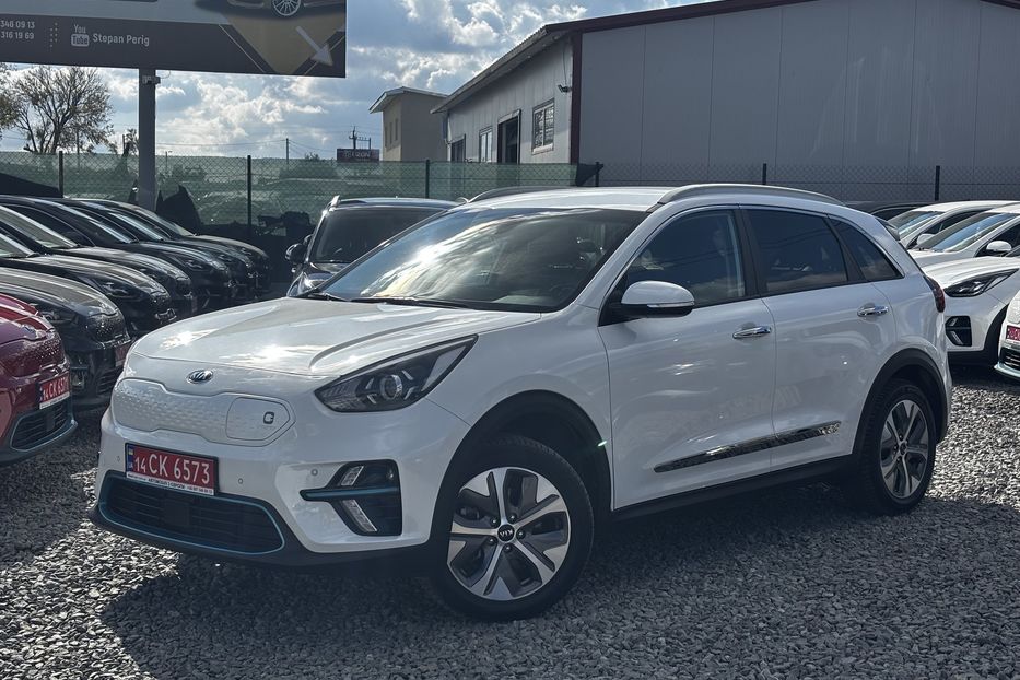 Продам Kia Niro 64 kwt 2021 года в Львове