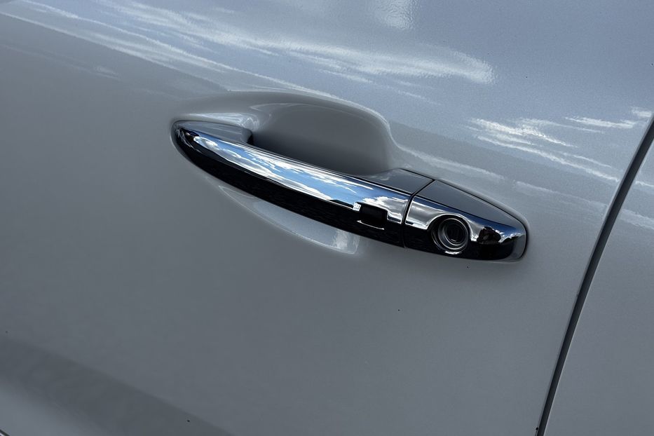 Продам Kia Niro 64 kwt 2021 года в Львове