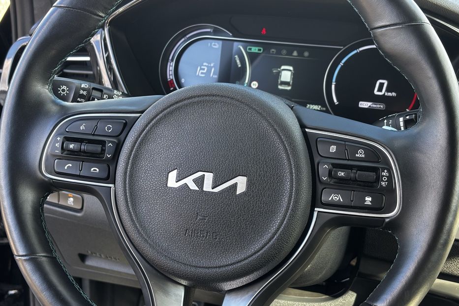 Продам Kia Niro 64 KW авто у Львові  2022 года в Львове
