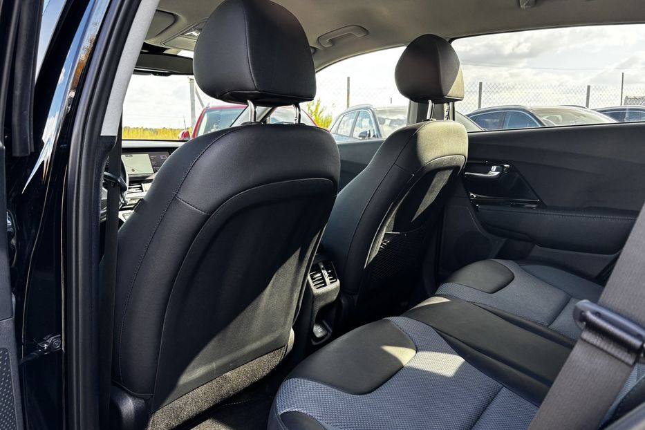 Продам Kia Niro 64 KW авто у Львові  2022 года в Львове