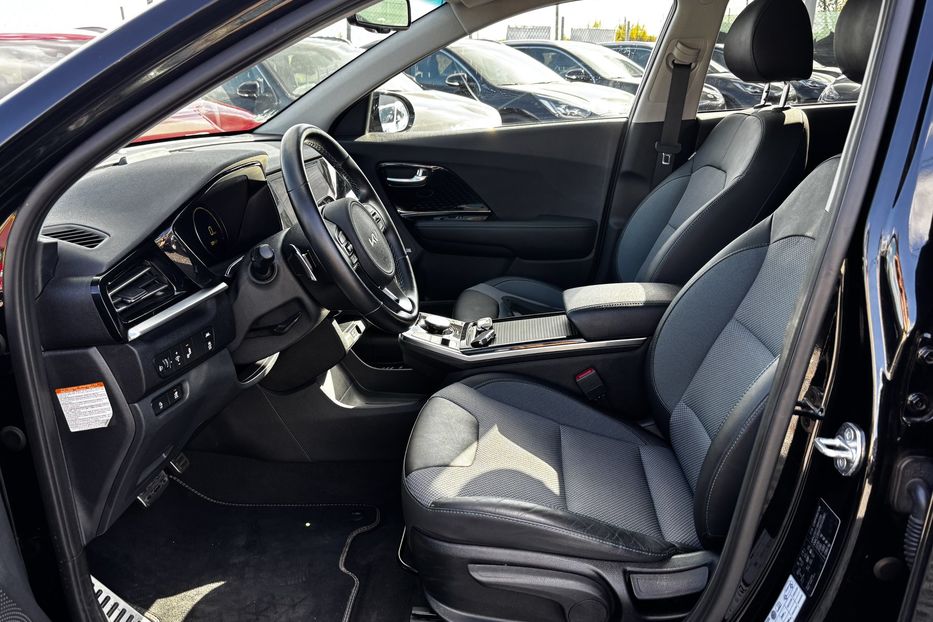 Продам Kia Niro 64 KW авто у Львові  2022 года в Львове