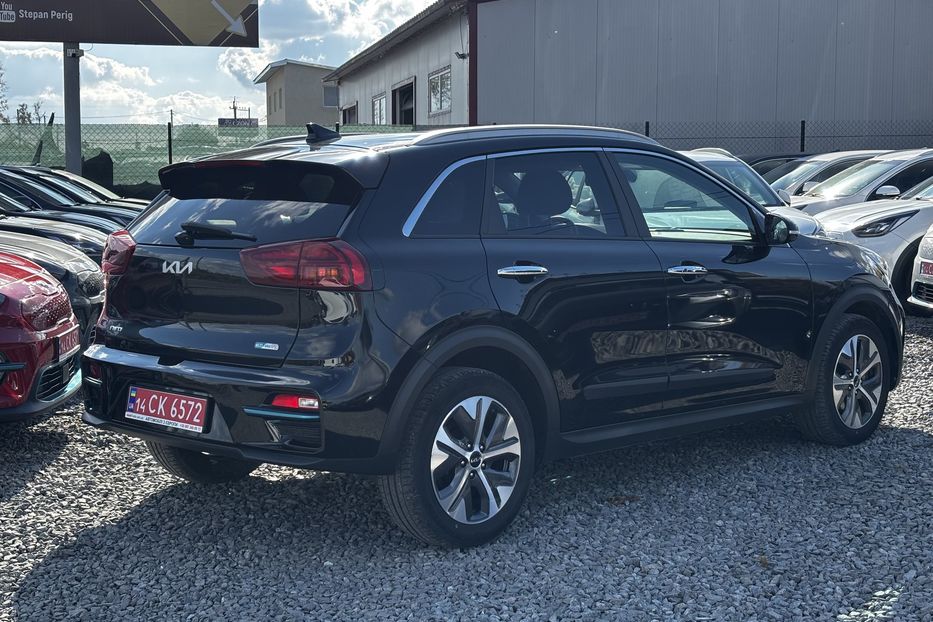 Продам Kia Niro 64 KW авто у Львові  2022 года в Львове