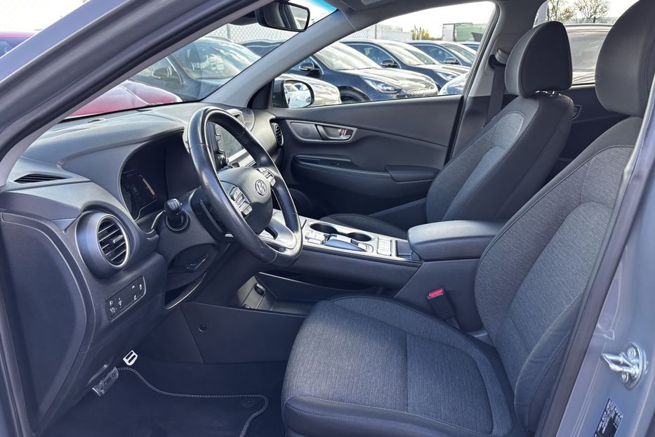 Продам Hyundai Kona 39.2 кВт авто в Львові  2020 года в Львове
