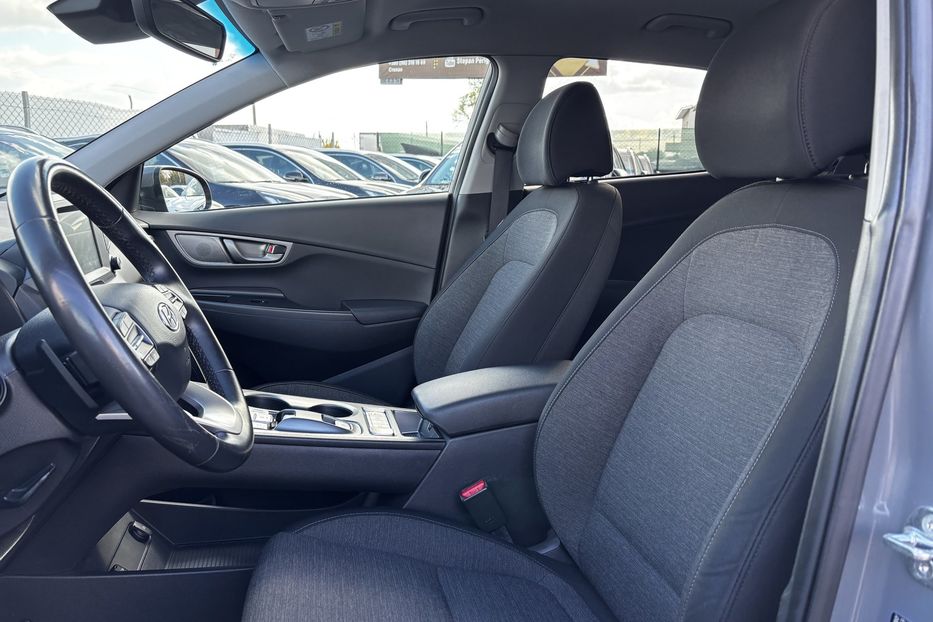 Продам Hyundai Kona 39.2 кВт авто в Львові  2020 года в Львове