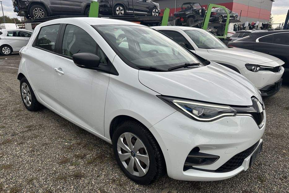 Продам Renault Zoe 51квт авто в дорозі 2020 года в Львове
