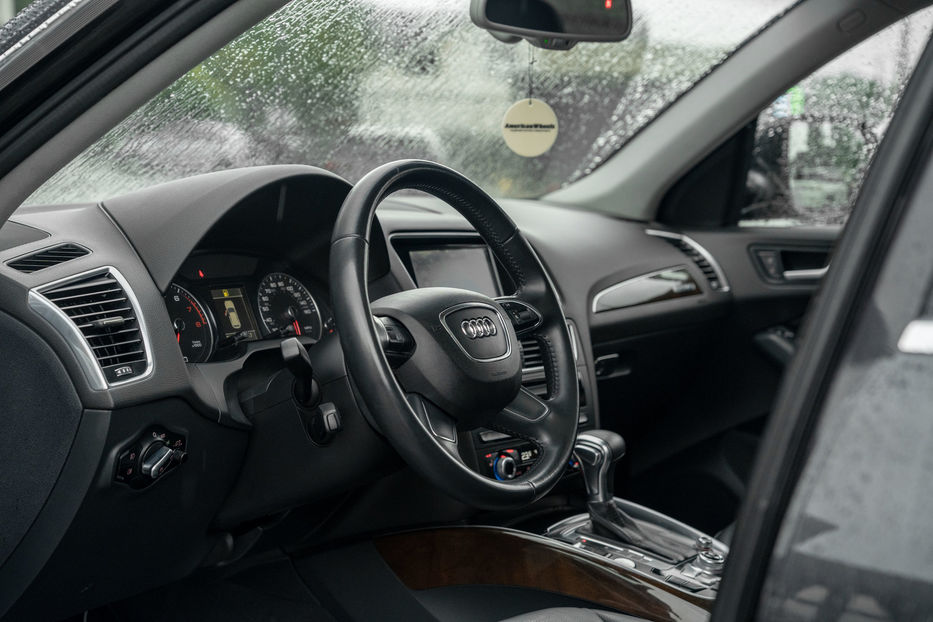 Продам Audi Q5 Premium Plus 2014 года в Черновцах