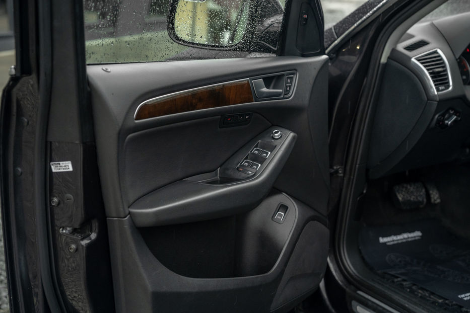 Продам Audi Q5 Premium Plus 2014 года в Черновцах
