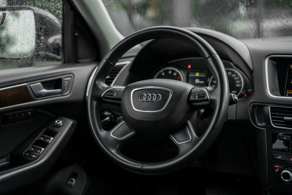 Продам Audi Q5 Premium Plus 2014 года в Черновцах