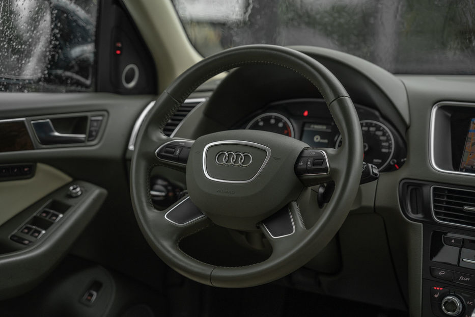 Продам Audi Q5 Premium Plus 2015 года в Черновцах