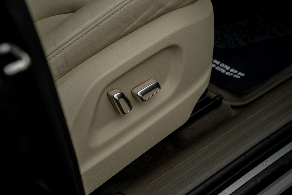 Продам Audi Q5 Premium Plus 2015 года в Черновцах