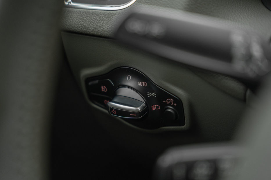 Продам Audi Q5 Premium Plus 2015 года в Черновцах