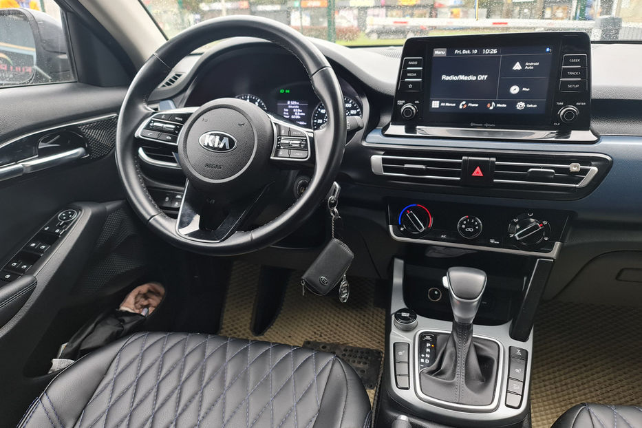 Продам Kia Sportage Seltos 2021 года в Киеве