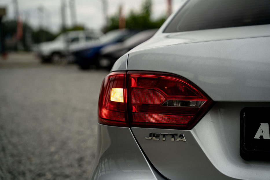 Продам Volkswagen Jetta 2012 года в Черновцах