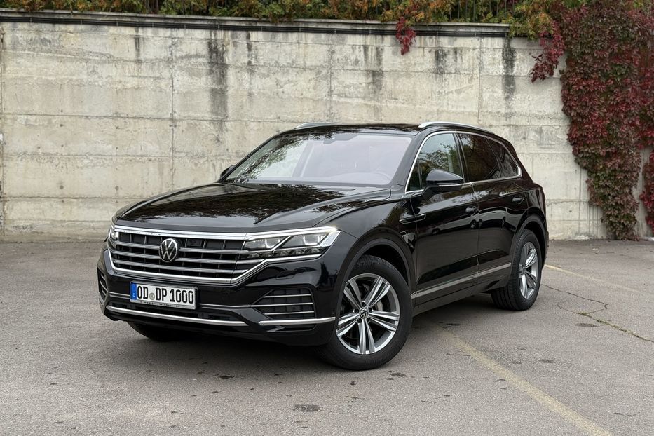 Продам Volkswagen Touareg авто в Рівному Elegance  2021 года в Ровно