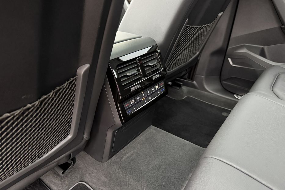 Продам Volkswagen Touareg авто в Рівному Elegance  2021 года в Ровно