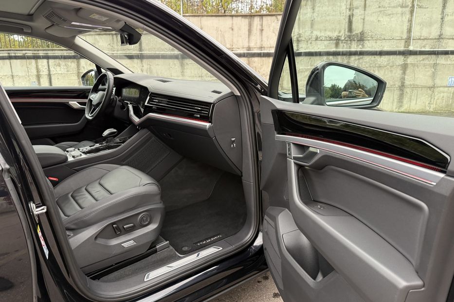 Продам Volkswagen Touareg авто в Рівному Elegance  2021 года в Ровно