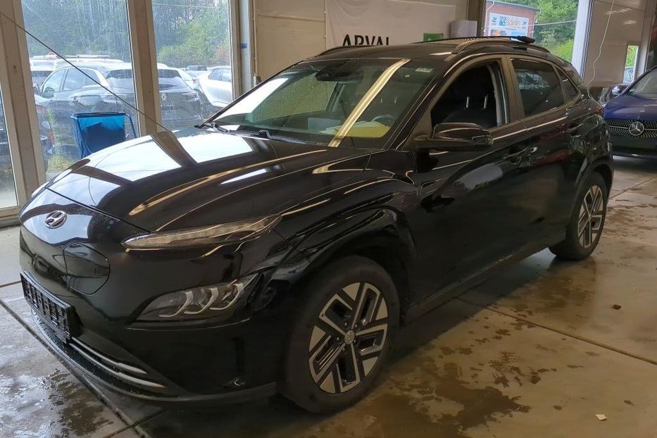 Продам Hyundai Kona 64 кВт авто в дорозі  2022 года в Львове