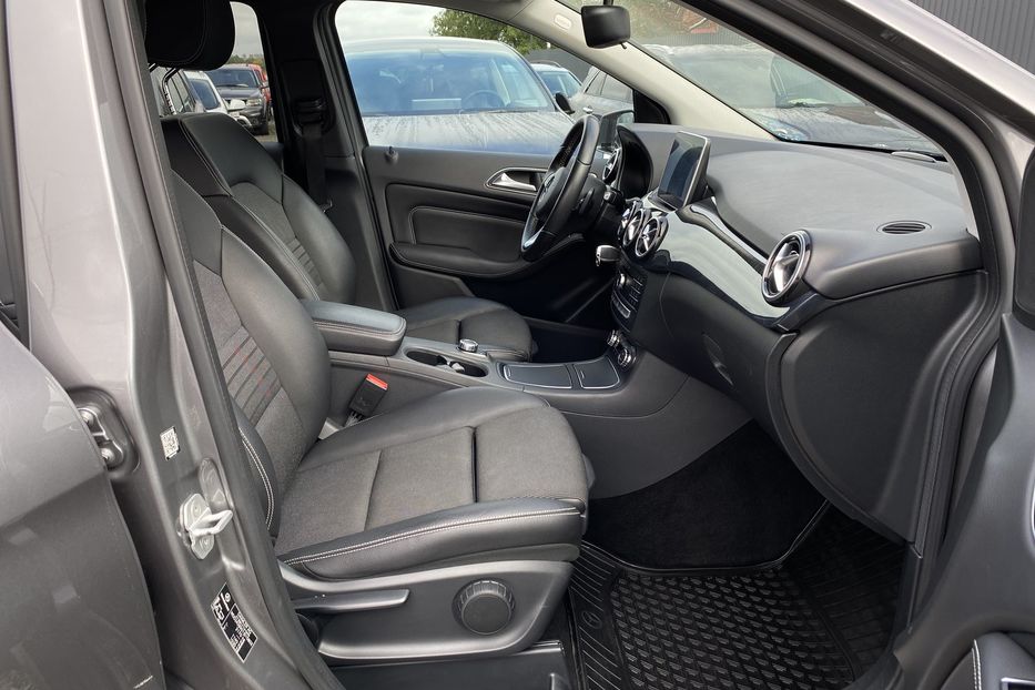 Продам Mercedes-Benz B-Class 2016 года в Луцке