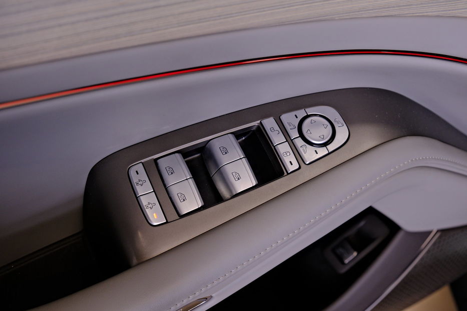 Продам BYD Tang  Denza N7 2024 года в Одессе