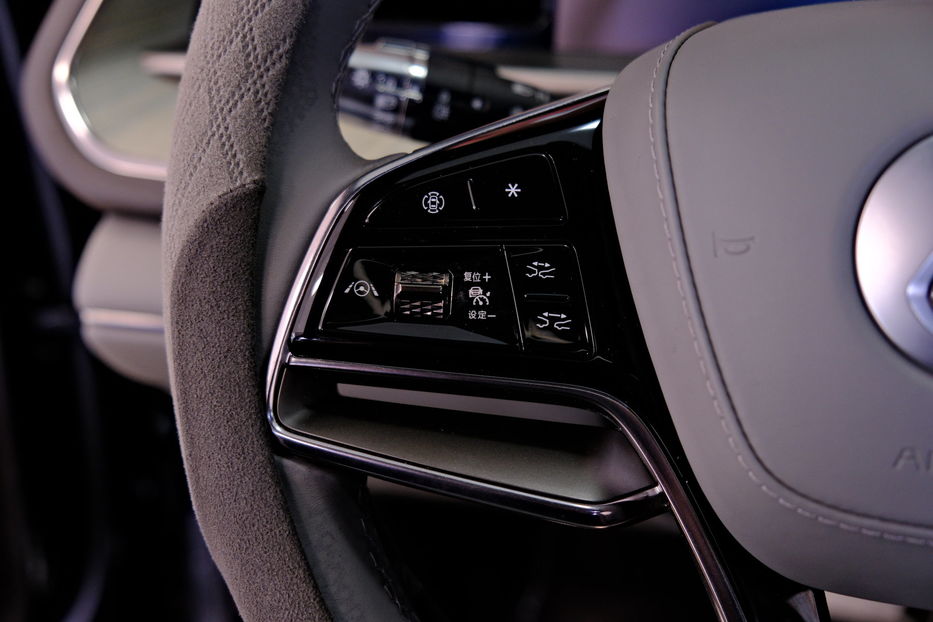 Продам BYD Tang  Denza N7 2024 года в Одессе