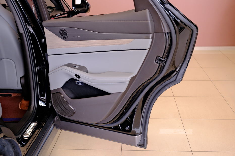 Продам BYD Tang  Denza N7 2024 года в Одессе