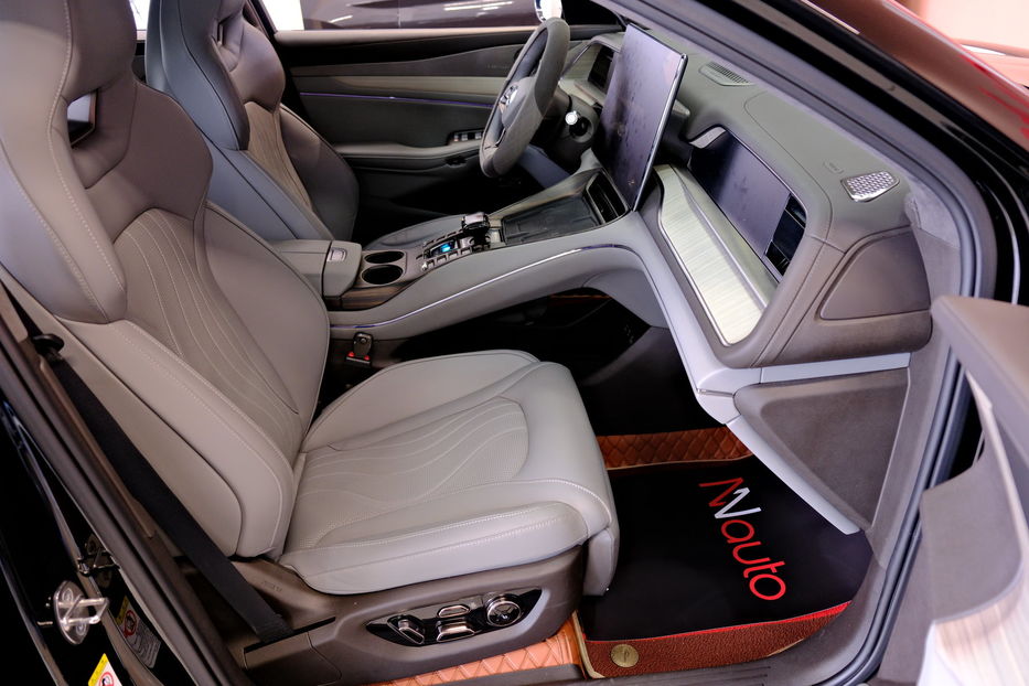 Продам BYD Tang  Denza N7 2024 года в Одессе